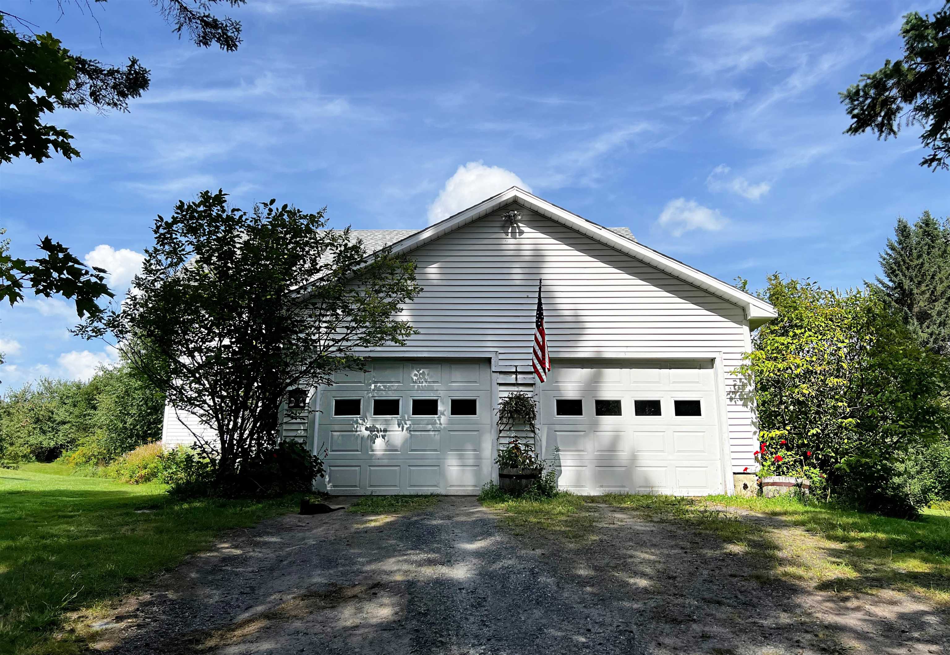 2711 Cabot Plains Road Cabot, VT 05647 - Photo 4 of 39