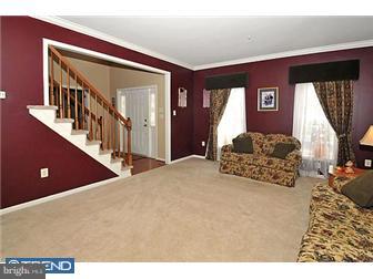 102 Statesman Road Chalfont, PA 18914 - Photo 3 of 15 Living Room