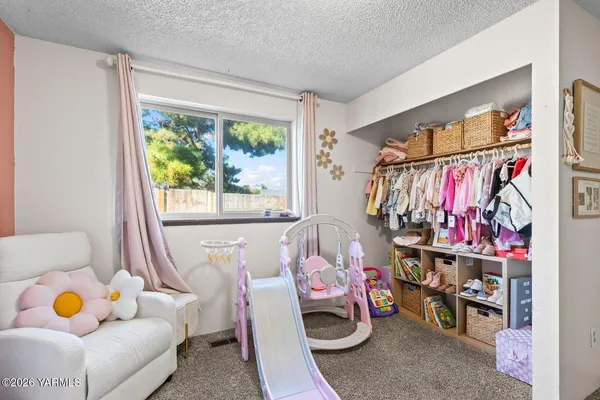 $295,000 | 1209 South 43rd Avenue, Yakima, WA 98908
