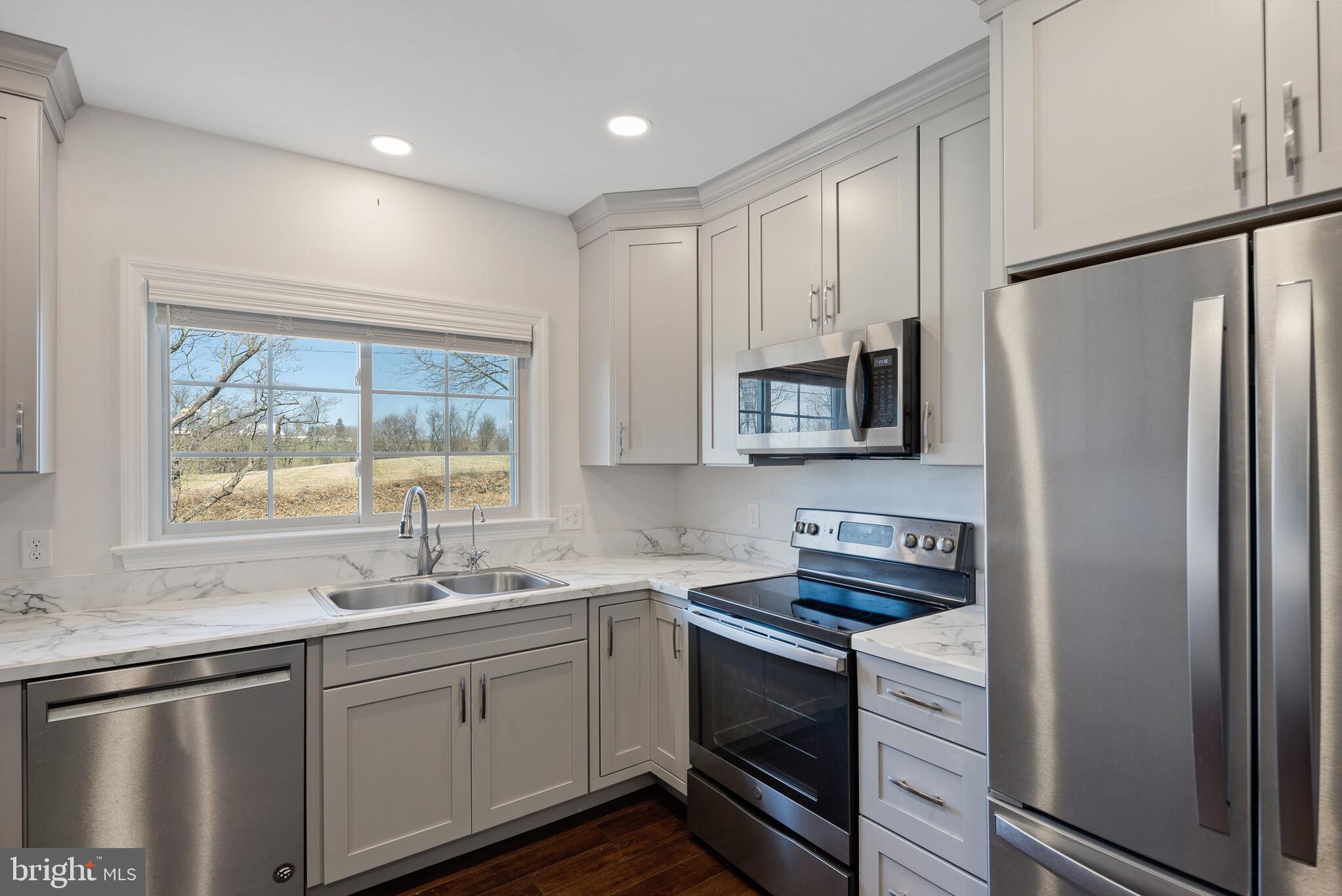 350 Street Road Oxford, PA 19363 - Photo 7 of 22 Gallery Image 7