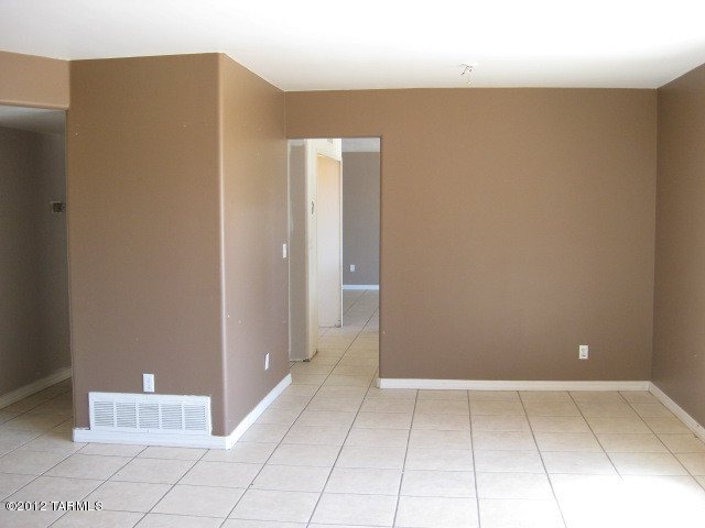 7840 North Rasmussen Avenue Tucson, AZ 85741 - Photo 11 of 29