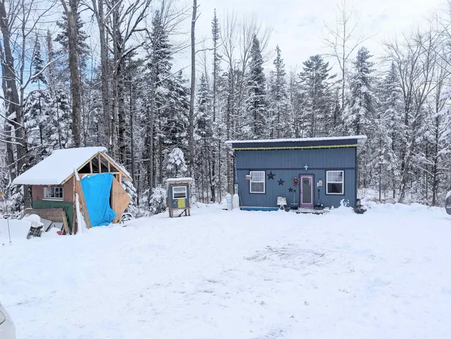 $89,950 | 32 West Side Road, Lunenburg, VT 05906