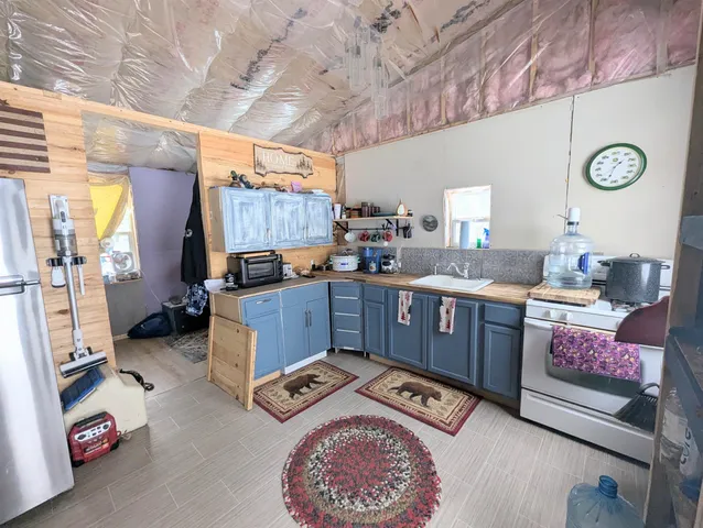 $89,950 | 32 West Side Road, Lunenburg, VT 05906