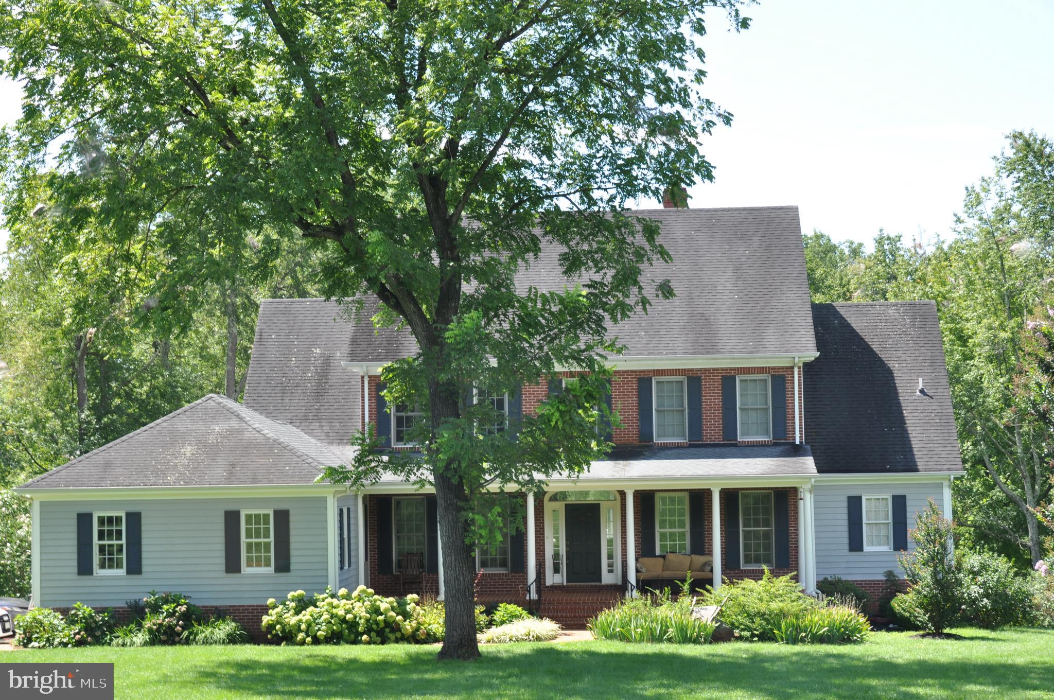 23137 Tail Race Road Aldie, VA 20105 - Photo 1 of 102