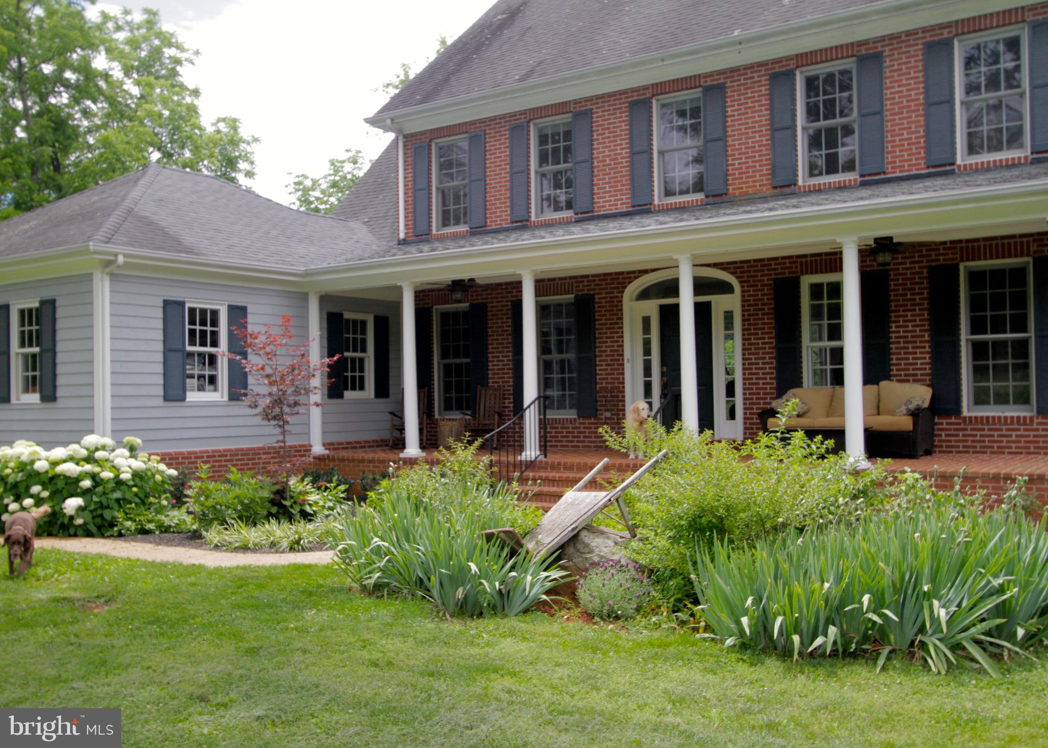 23137 Tail Race Road Aldie, VA 20105 - Photo 3 of 102 Gallery Image 3