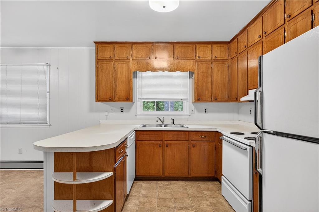 6006 Dehaven Road Pleasant Garden, NC 27313 - Photo 9 of 27 Gallery Image 9