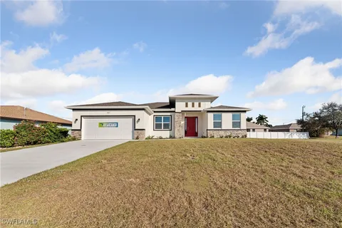 $410,000 | 2825 Northeast 4th Avenue, Cape Coral, FL 33909