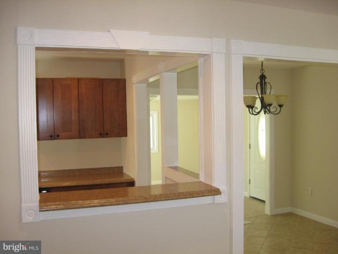 15223 Michigan Rd. Woodbridge, VA 22191 - Photo 28 of 28 Kitchen/Dining Room