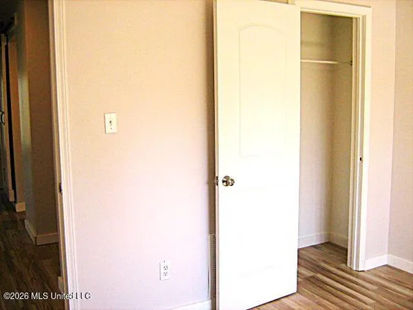 $399,500 | 3630 Debbie Drive, Olive Branch, MS 38654