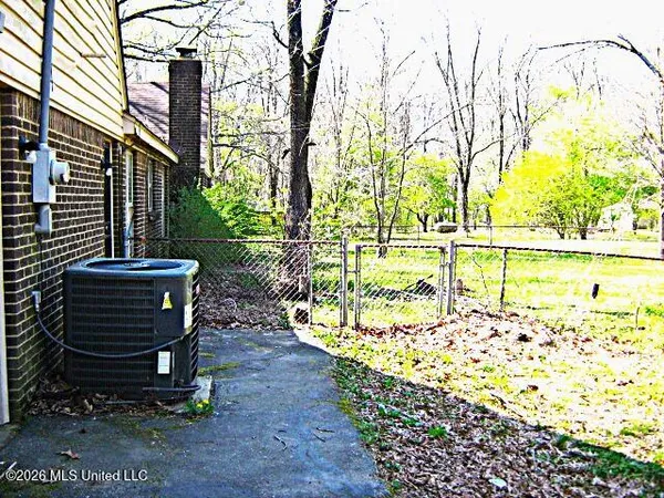 $399,500 | 3630 Debbie Drive, Olive Branch, MS 38654