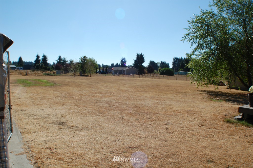 18042 Empire Street Southwest Rochester, WA 98579 - Photo 15 of 21
