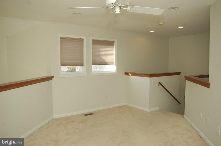 3101 Courtside Road Bowie, MD 20721 - Photo 20 of 25 Family Room