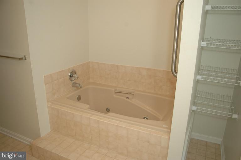 3101 Courtside Road Bowie, MD 20721 - Photo 25 of 25 Bath (Master)