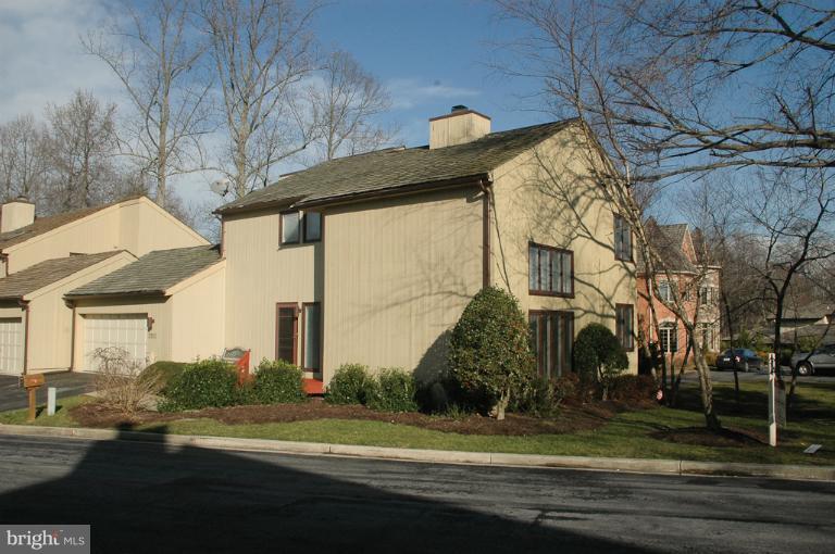 3101 Courtside Road Bowie, MD 20721 - Photo 5 of 25 Exterior (General)