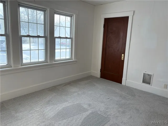 $249,900 | 799 Center Road, West Seneca, NY 14224