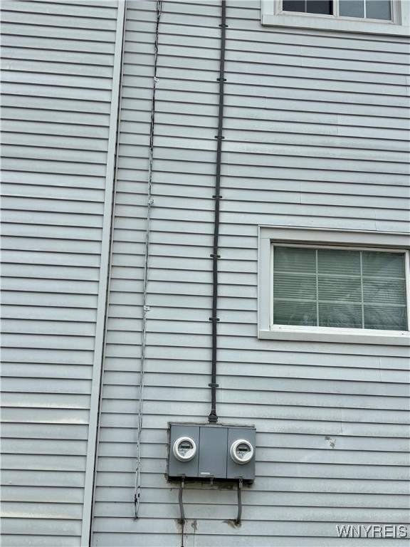 799 Center Road West Seneca, NY 14224 - Photo 7 of 42