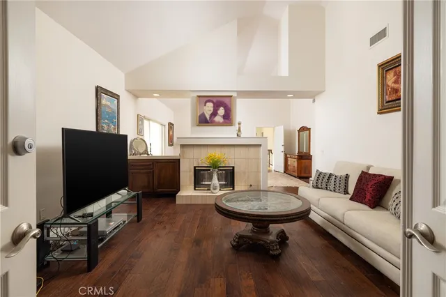 $4,700,000 | 26041 Spur Branch Lane, Laguna Hills, CA 92653