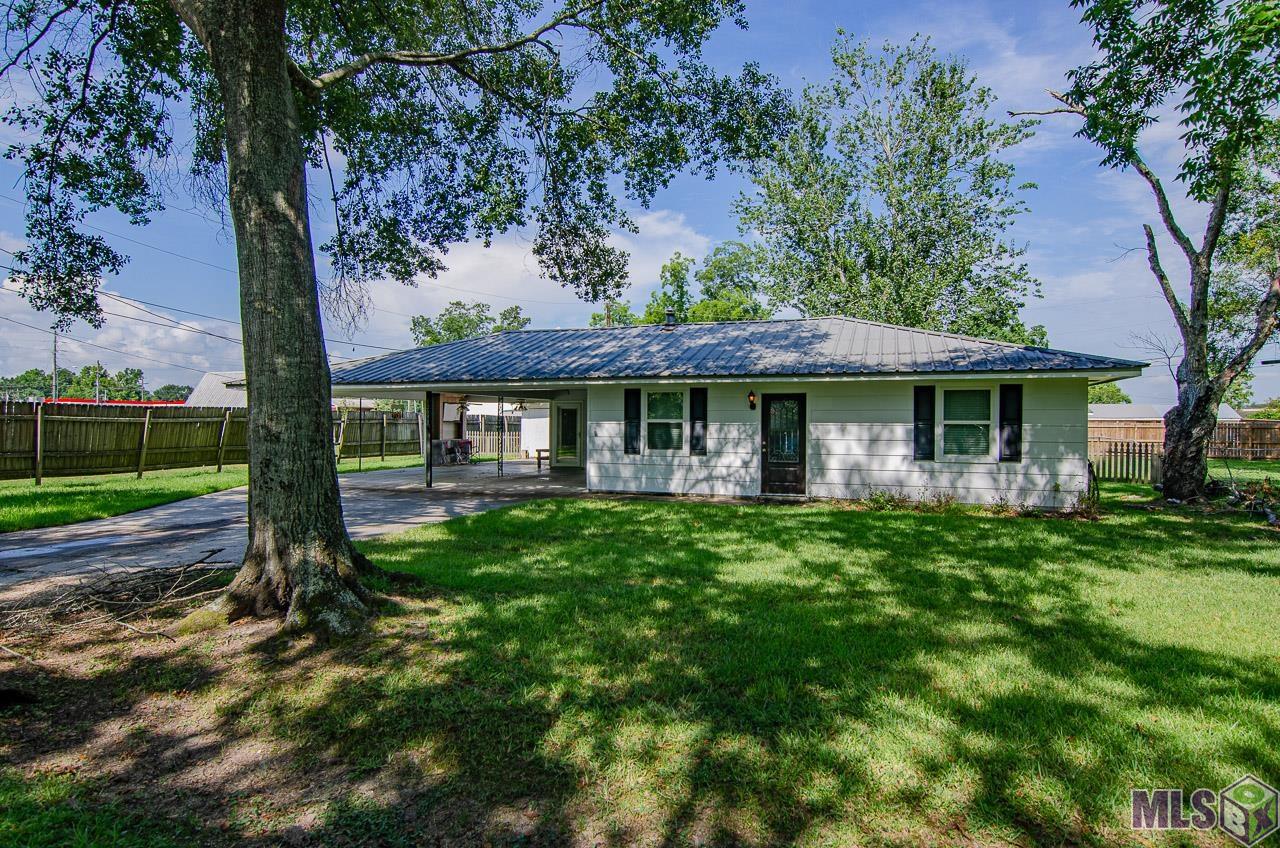 12033 R C Mendoza Road St. Amant, LA 70774 - Photo 1 of 14 Gallery Image 1