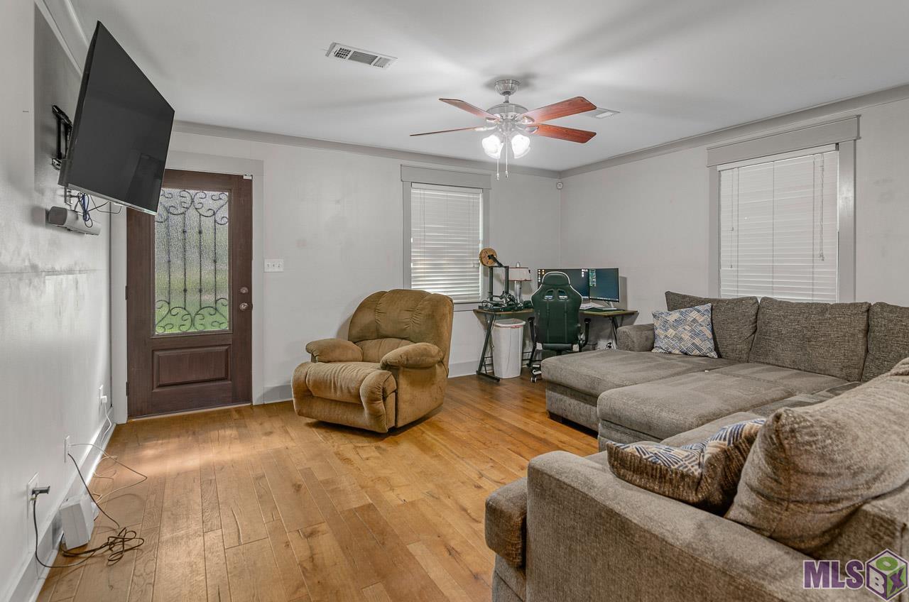 12033 R C Mendoza Road St. Amant, LA 70774 - Photo 5 of 14 Gallery Image 5