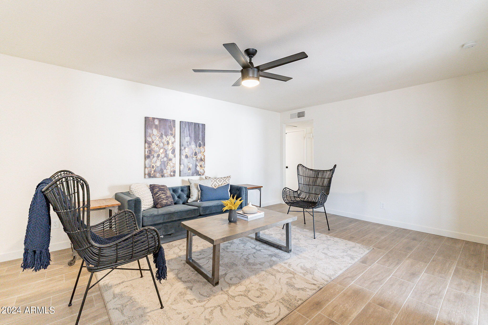 4509 East Pecan Road Phoenix, AZ 85040 - Photo 17 of 43 Family Room