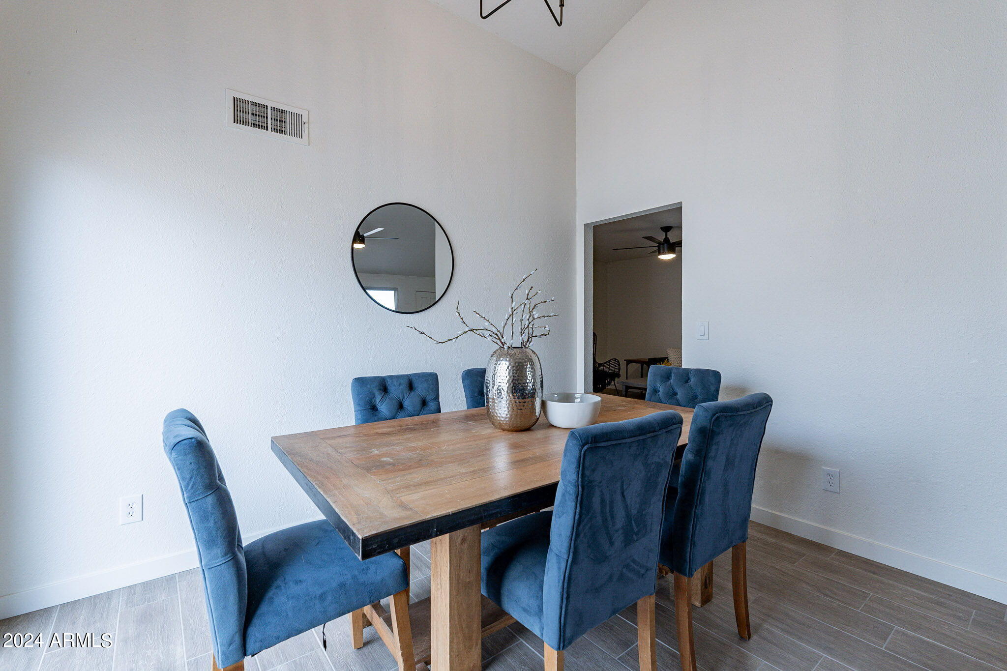 4509 East Pecan Road Phoenix, AZ 85040 - Photo 20 of 43 Dining Area