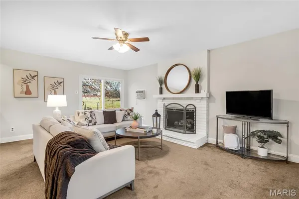 $356,000 | 23 Covert Lane, Ellisville, MO 63021