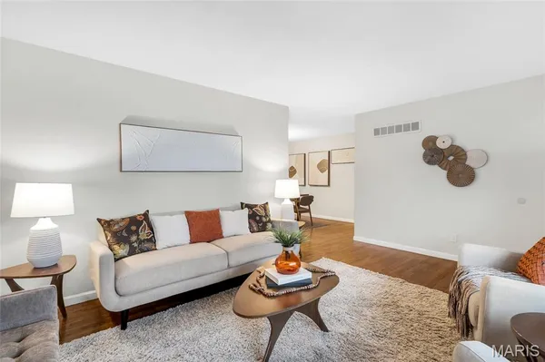 $356,000 | 23 Covert Lane, Ellisville, MO 63021