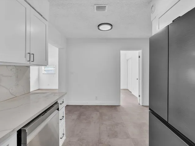 $3,650 | 6661 Meade Street, Hollywood, FL 33024