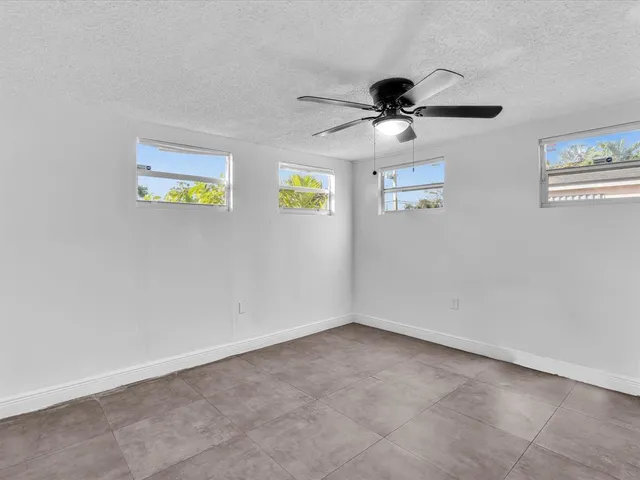 $3,650 | 6661 Meade Street, Hollywood, FL 33024