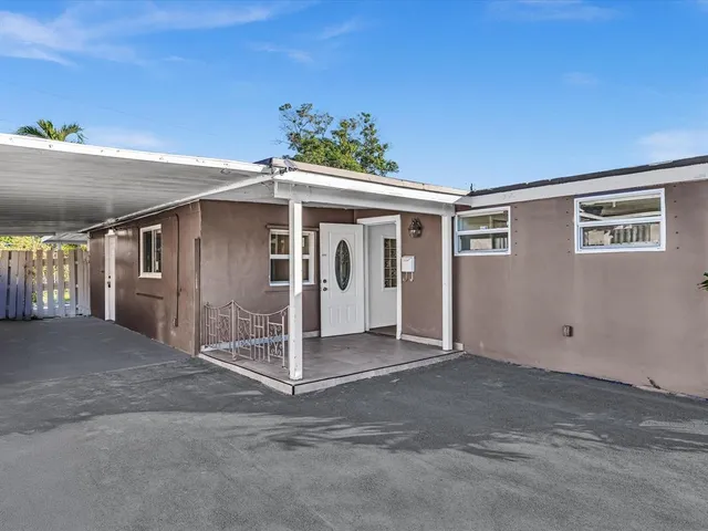 $3,650 | 6661 Meade Street, Hollywood, FL 33024