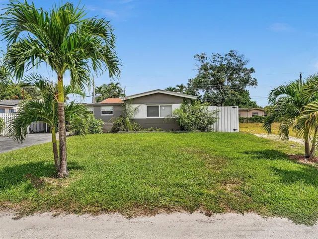 $3,650 | 6661 Meade Street, Hollywood, FL 33024