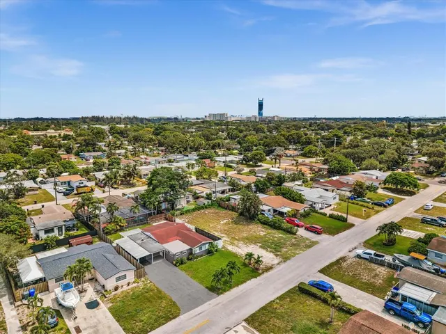 $3,650 | 6661 Meade Street, Hollywood, FL 33024