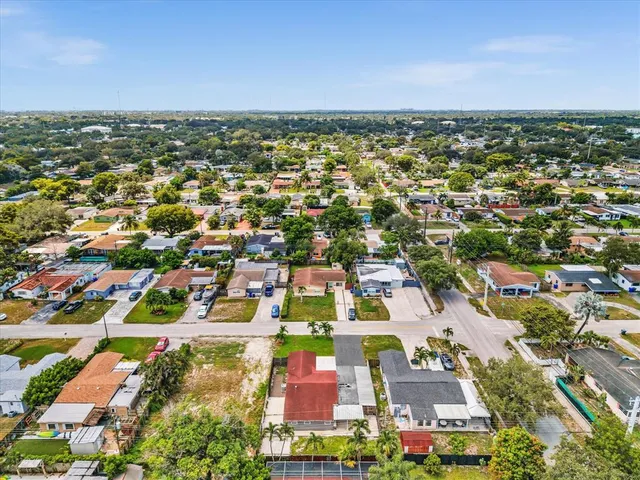 $3,650 | 6661 Meade Street, Hollywood, FL 33024