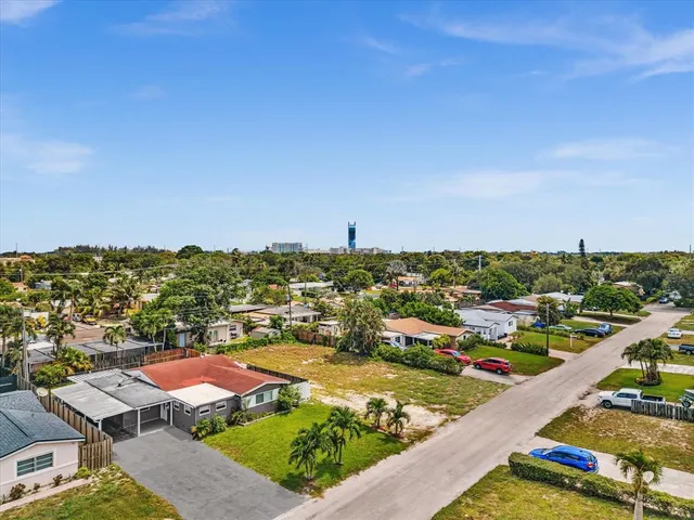 $3,650 | 6661 Meade Street, Hollywood, FL 33024