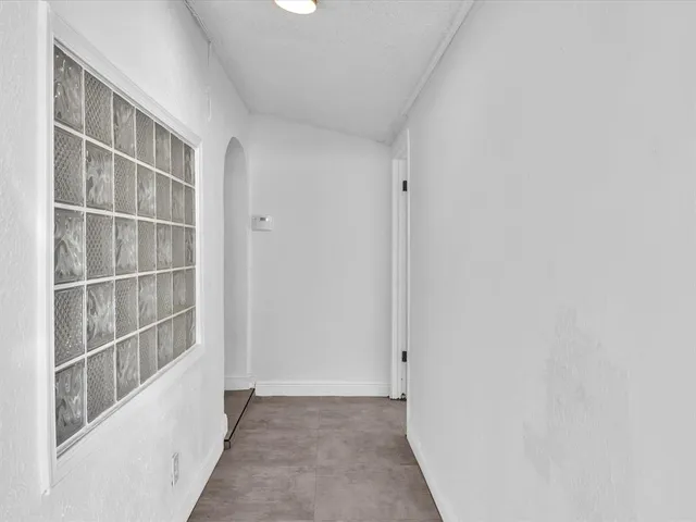 $3,650 | 6661 Meade Street, Hollywood, FL 33024