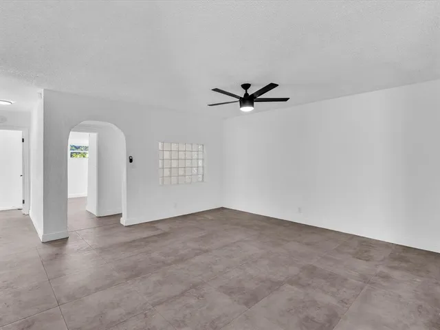 $3,650 | 6661 Meade Street, Hollywood, FL 33024