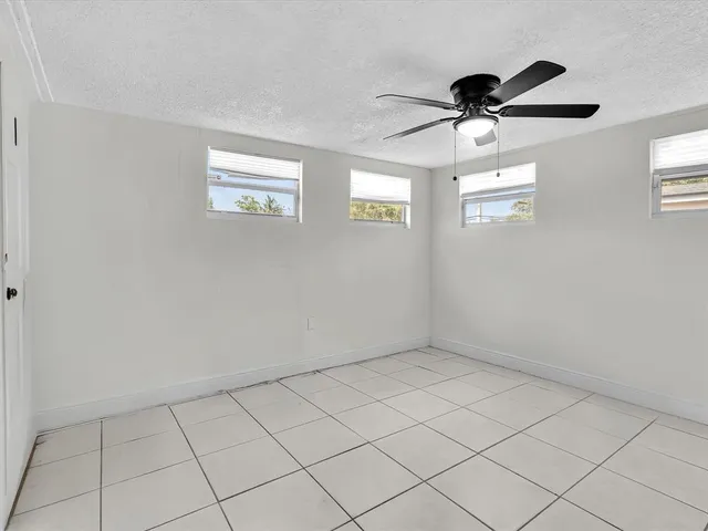 $3,650 | 6661 Meade Street, Hollywood, FL 33024