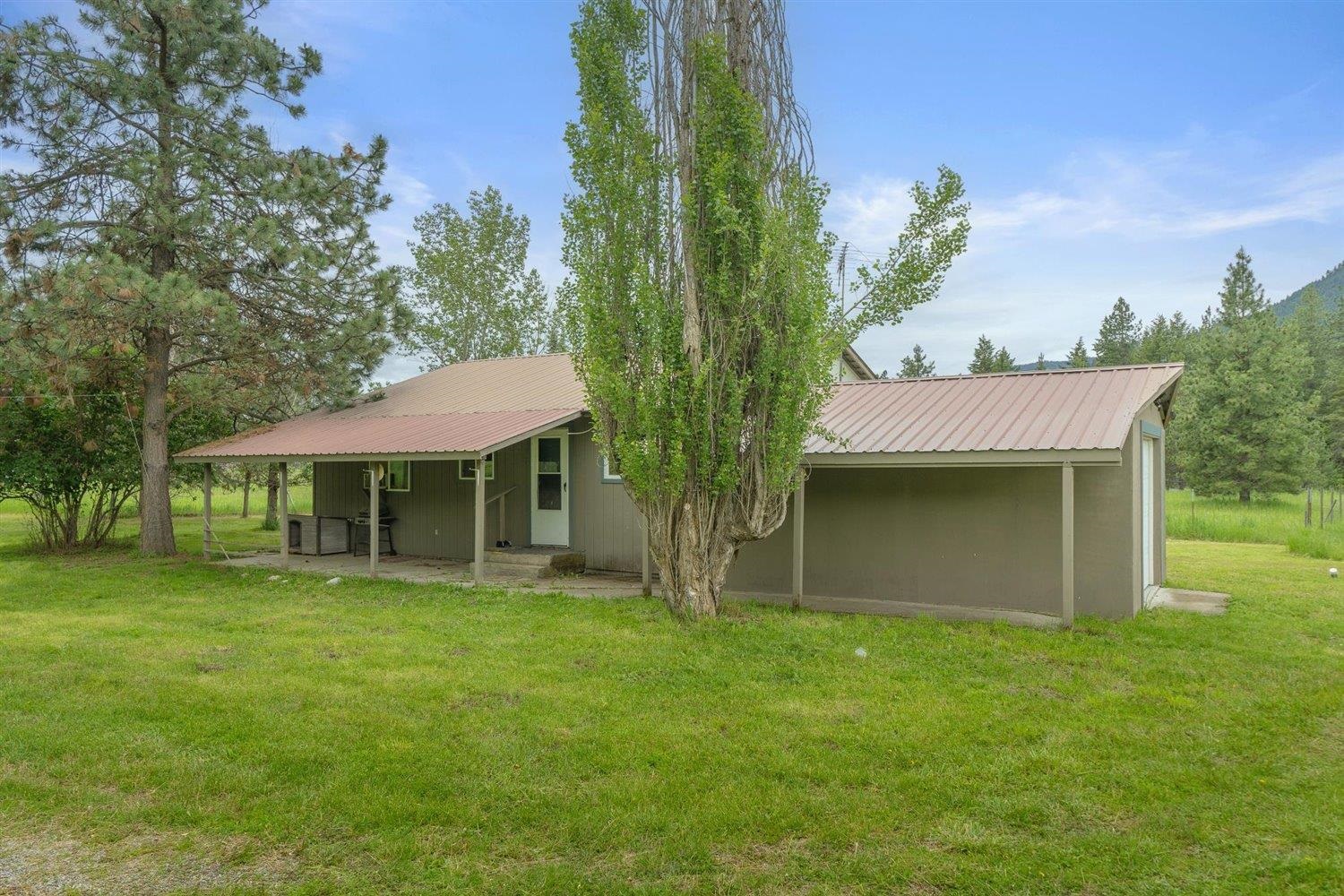 2228 Marble Valley-Basin Road Addy, WA 99101 - Photo 2 of 50