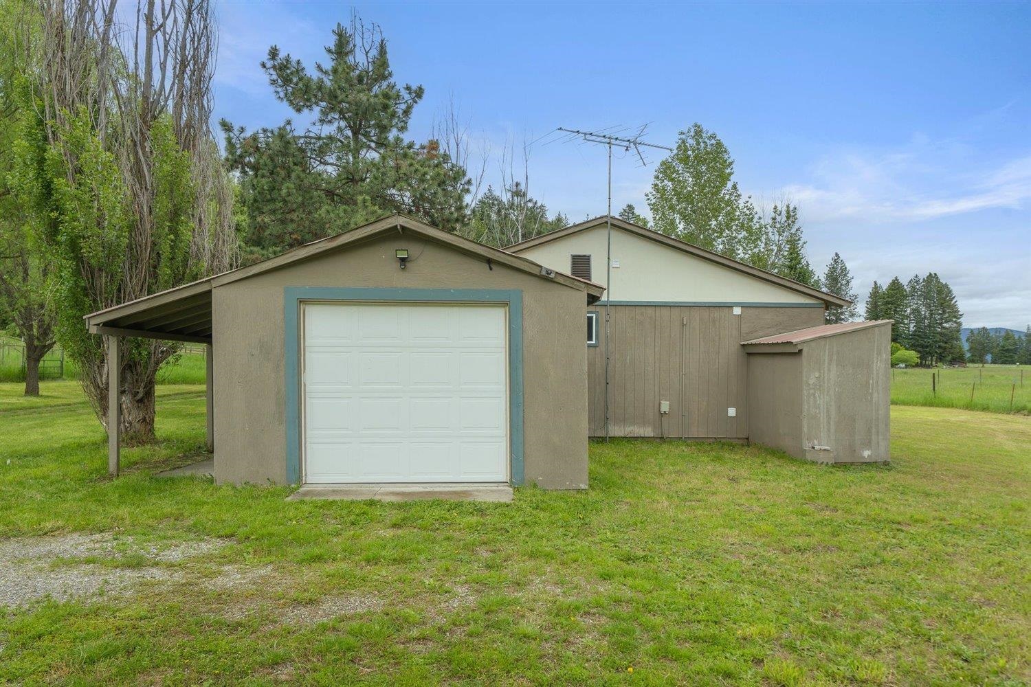2228 Marble Valley-Basin Road Addy, WA 99101 - Photo 25 of 50