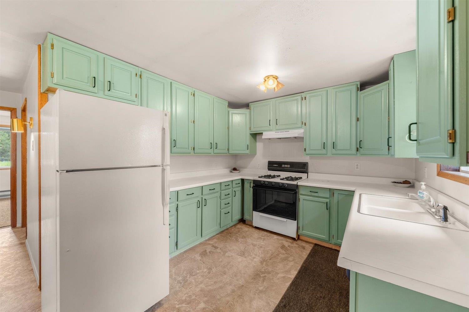 2228 Marble Valley-Basin Road Addy, WA 99101 - Photo 5 of 50