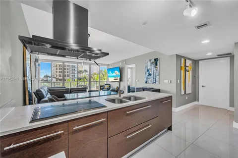 $595,000 | 465 Brickell Avenue, Unit 417, Miami, FL 33131