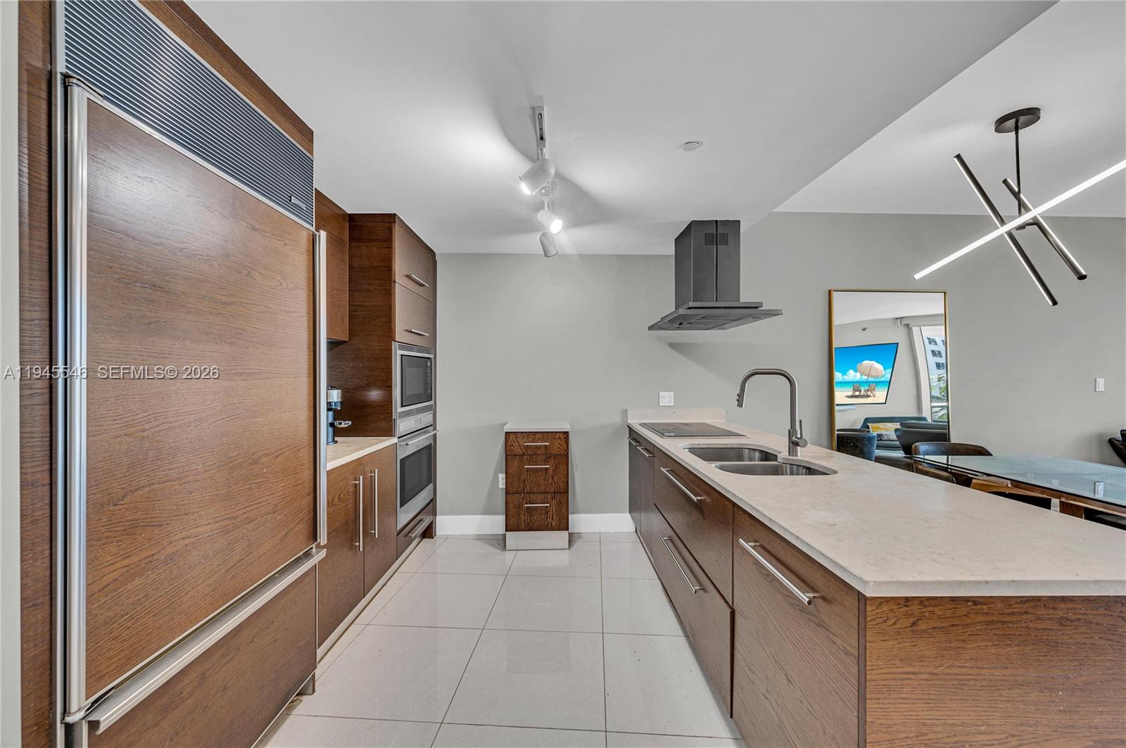 465 Brickell Avenue, Unit 417 Miami, FL 33131 - Photo 15 of 35