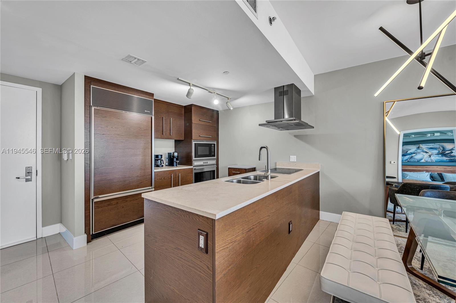 465 Brickell Avenue, Unit 417 Miami, FL 33131 - Photo 16 of 35