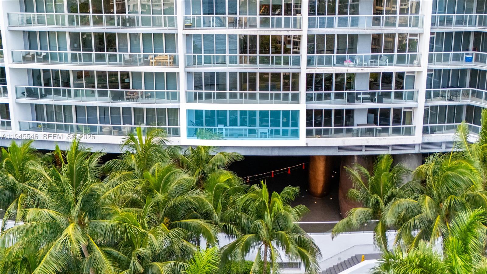 465 Brickell Avenue, Unit 417 Miami, FL 33131 - Photo 22 of 35