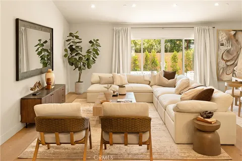 $1,739,500 | 5944 Lasaine Avenue, Encino, CA 91316