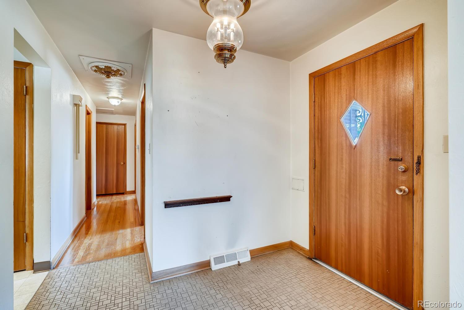 3541 Allison Street Wheat Ridge, CO 80033 - Photo 5 of 25 Gallery Image 5