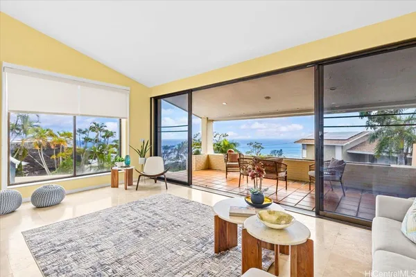 $2,950,000 | 1717 Palaau Street, Honolulu, HI 96821