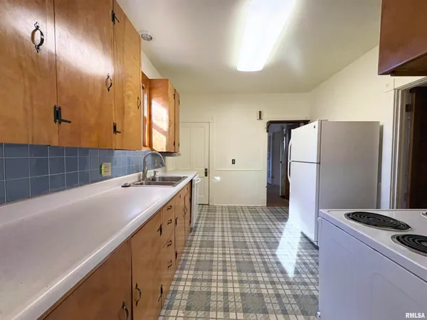 $136,900 | 600 South Kosciusko Street, Jacksonville, IL 62650