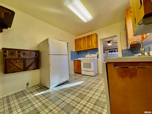 $136,900 | 600 South Kosciusko Street, Jacksonville, IL 62650