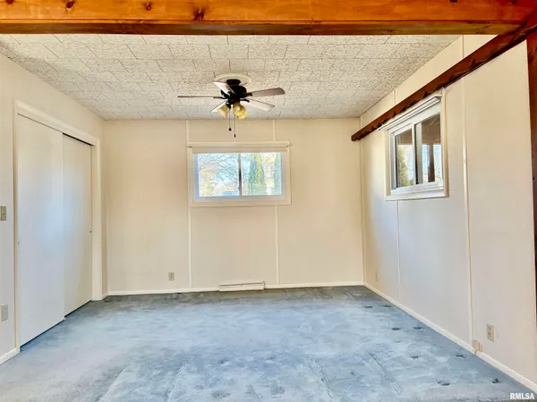 $136,900 | 600 South Kosciusko Street, Jacksonville, IL 62650